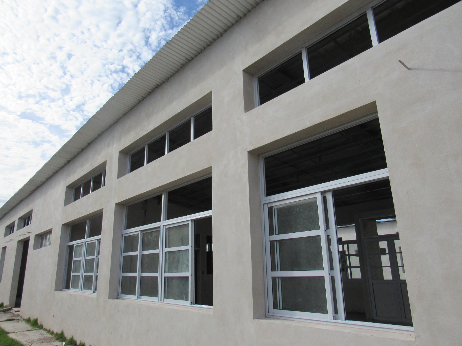 Hassell: “la obra de la Escuela Técnica se podrá medir en pesos, pero no hay dinero que pague la inversión en educación y en futuro”