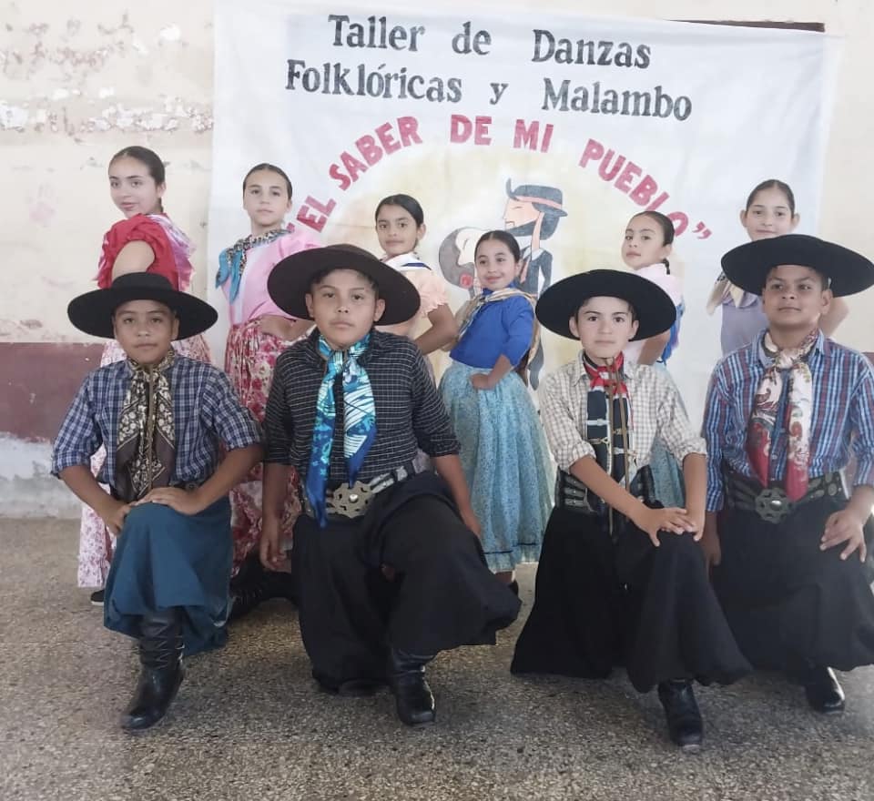 El taller de folclore obtuvo premios en el Tala
