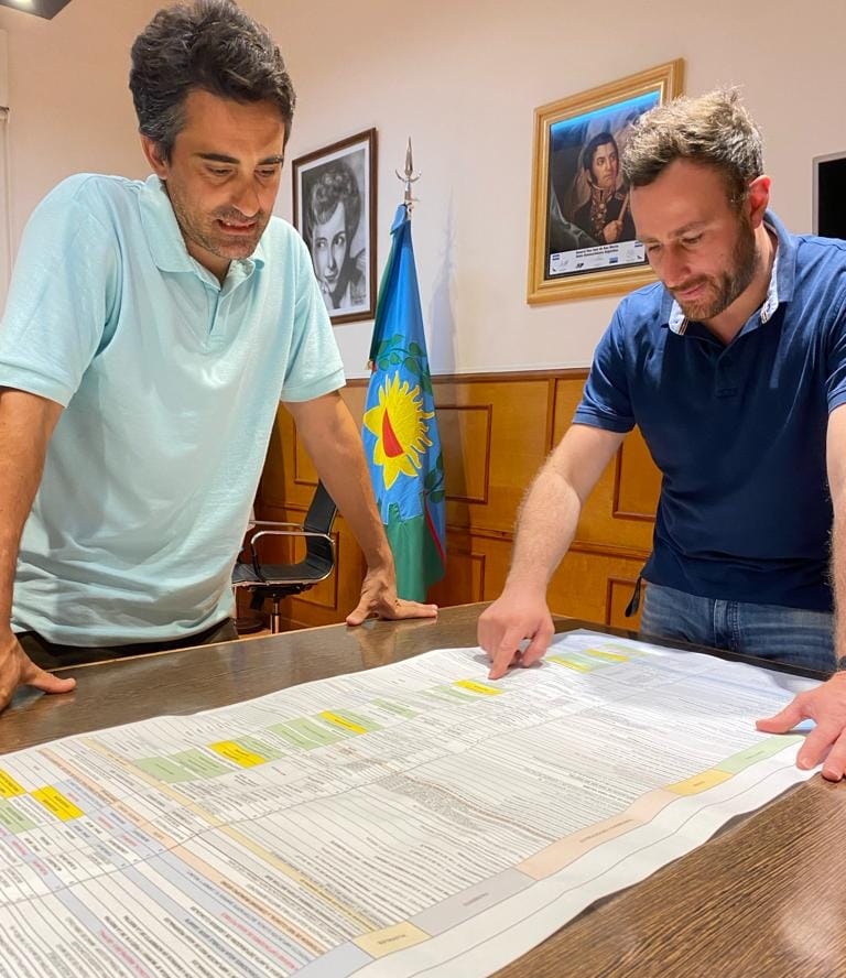 Ralinqueo mantuvo una reunión de trabajo con el Secretario de Obras Públicas