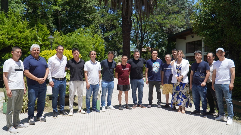 Canasta navideña a $3.000 en Merlo