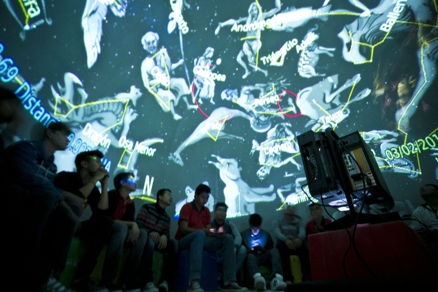 #MalvinasDeVacaciones en el planetario móvil