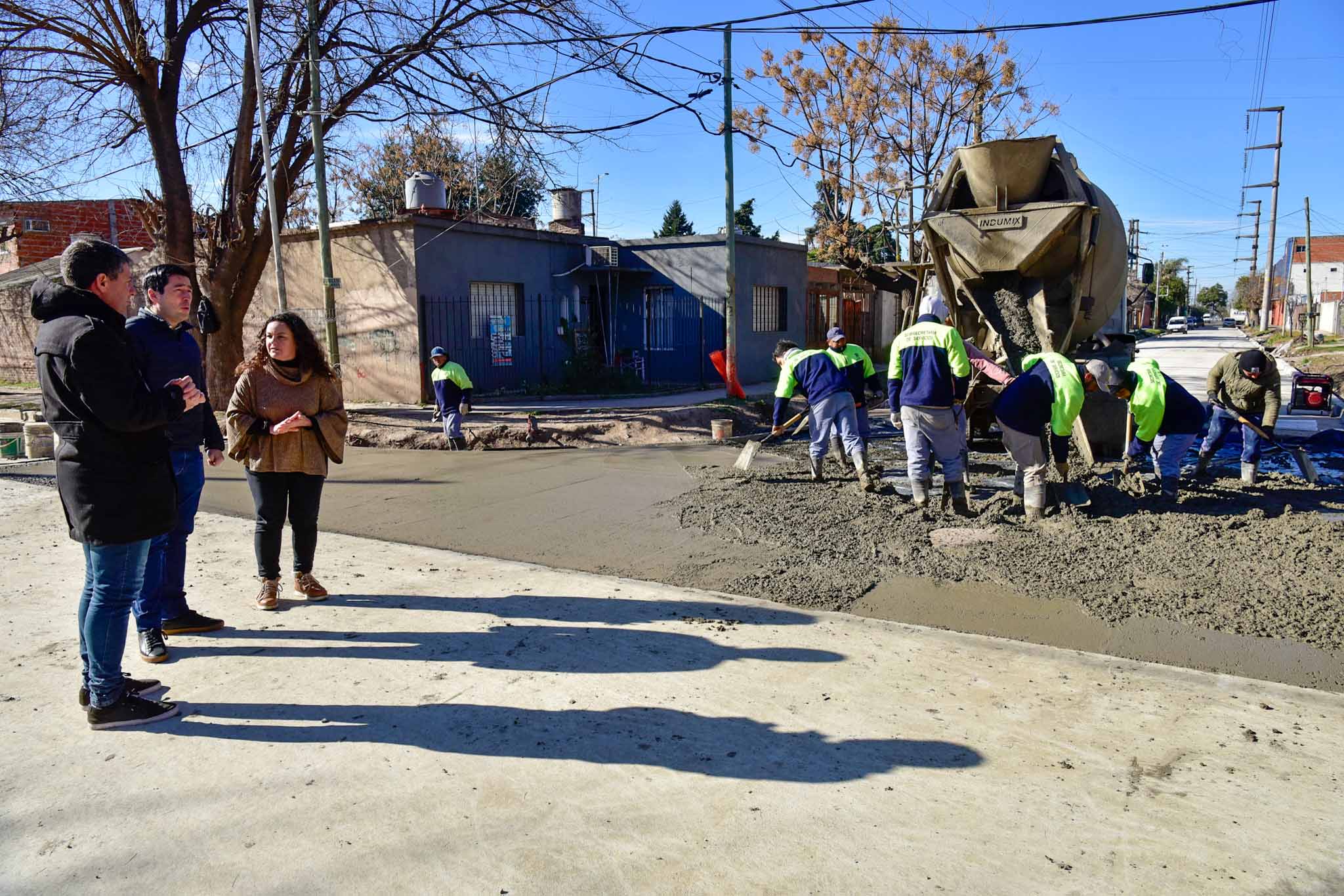 Leo Nardini visitó la obra de la calle Alfredo Palacios en Grand Bourg