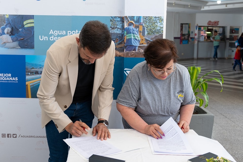 CePaR Norte inauguró oficina de Aguas Riojanas