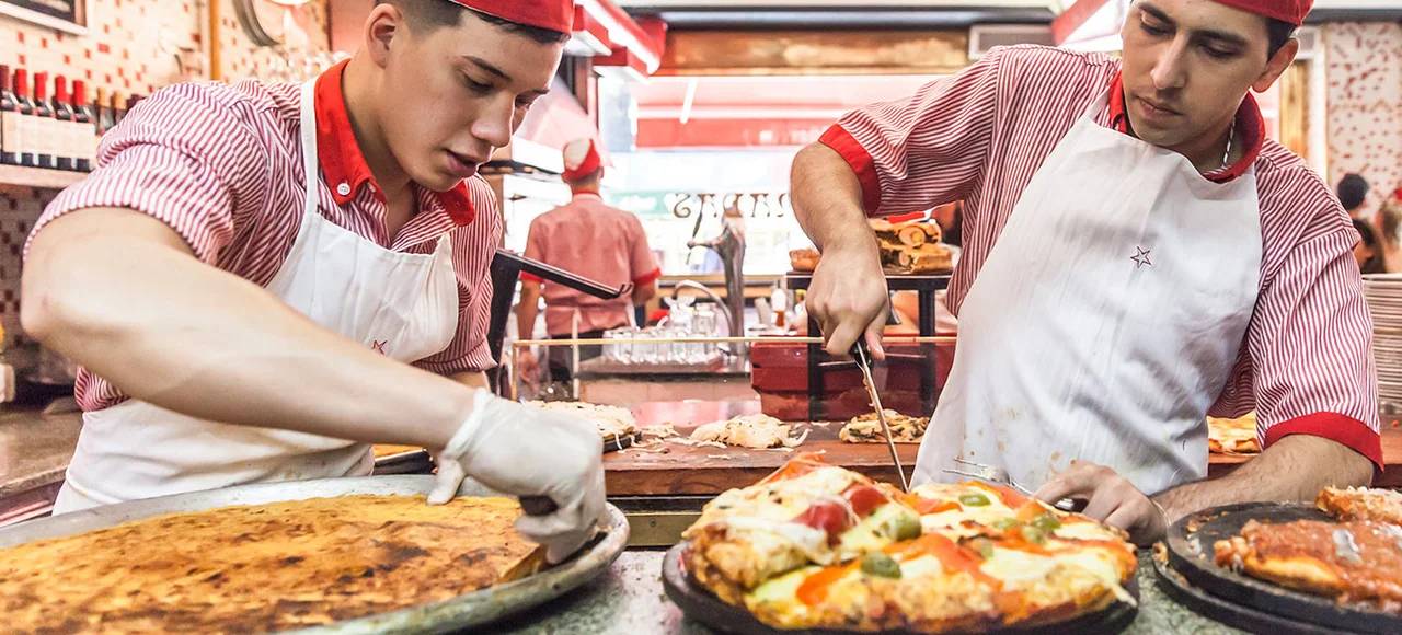 La Noche de la Pizza y la Empanada 2024: cuándo y dónde se puede comprar con descuento
