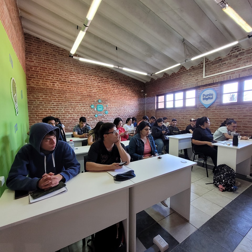 Inició el curso de nivelación educativa