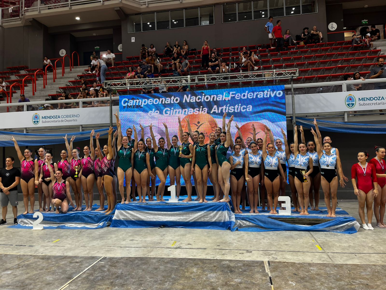 Gimnastas de Club Libertad de Rosario brillaron en el Torneo Nacional 2024