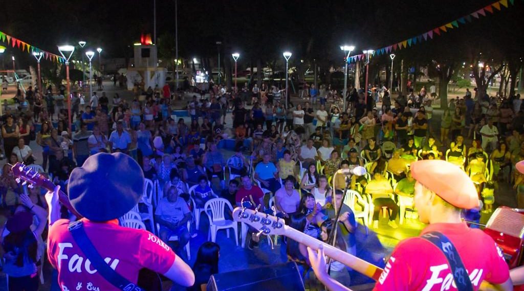 Convocan a artistas y artesanos para el Ciclo de Verano 2025