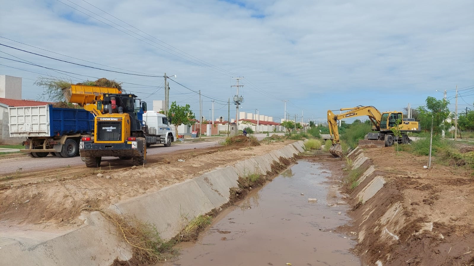 Obras Públicas de la Capital trabaja en la limpieza y mantenimiento de ...