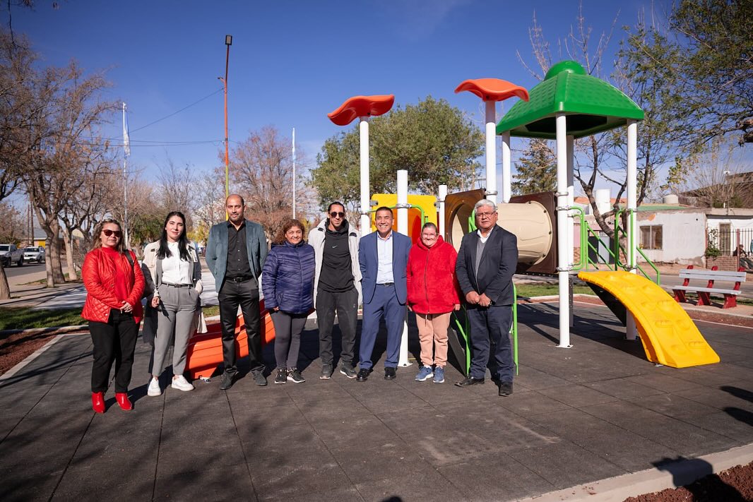 Reacondicionamiento de la plazoleta «Bomberos Voluntarios» del Barrio Pampa