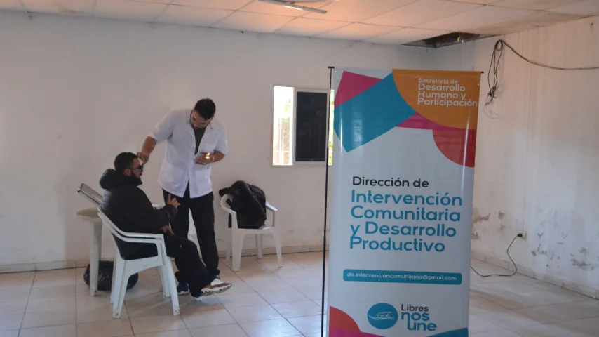 Gran concurrencia al operativo oftalmológico gratuito: vecinos acceden a lentes a bajo costo