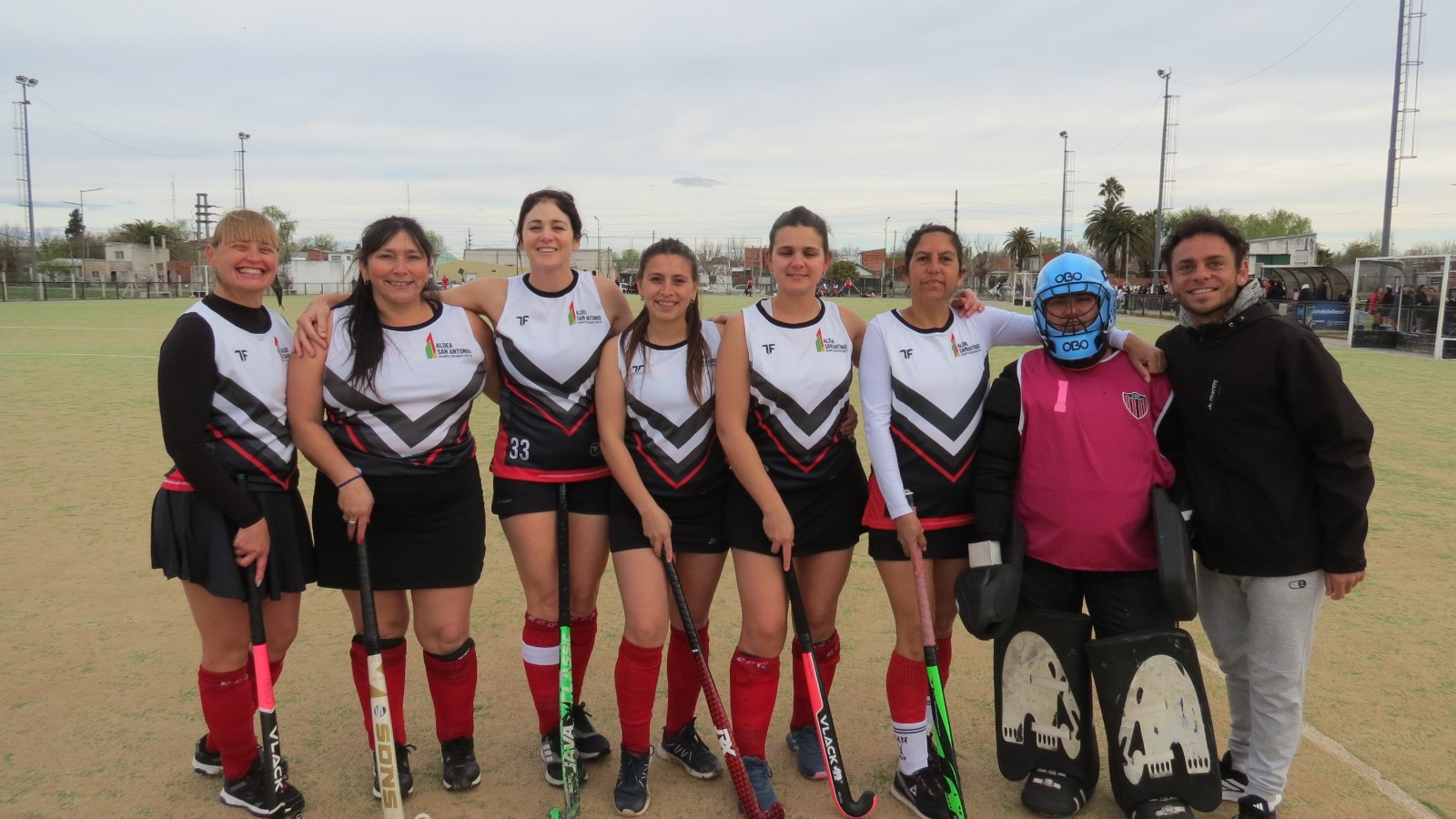 Hockey: el equipo femenino máster debutó en el Torneo Clausura
