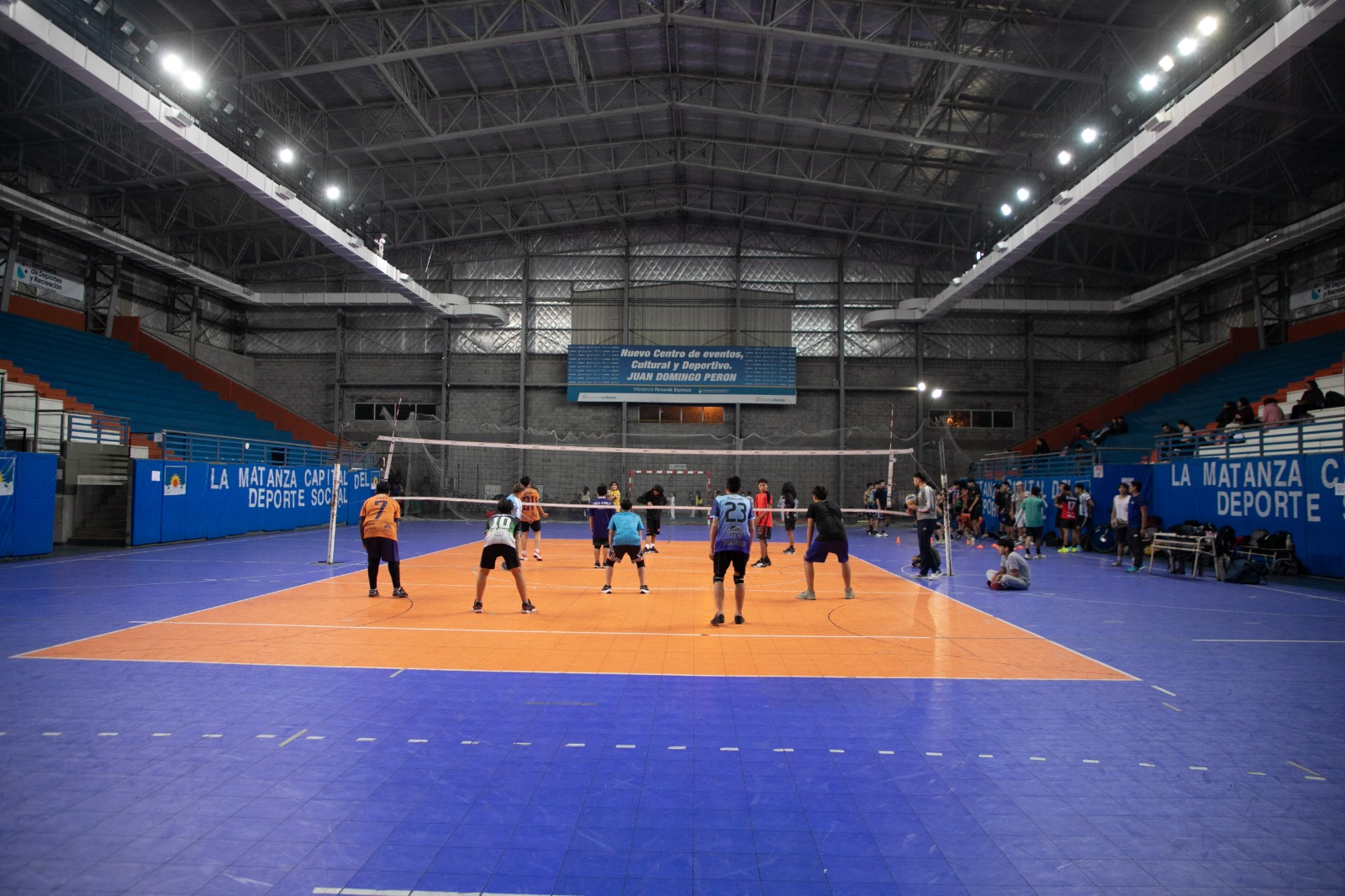 todas-las-vecinas-y-vecinos-pueden-disfrutar-de-actividades-deportivas
