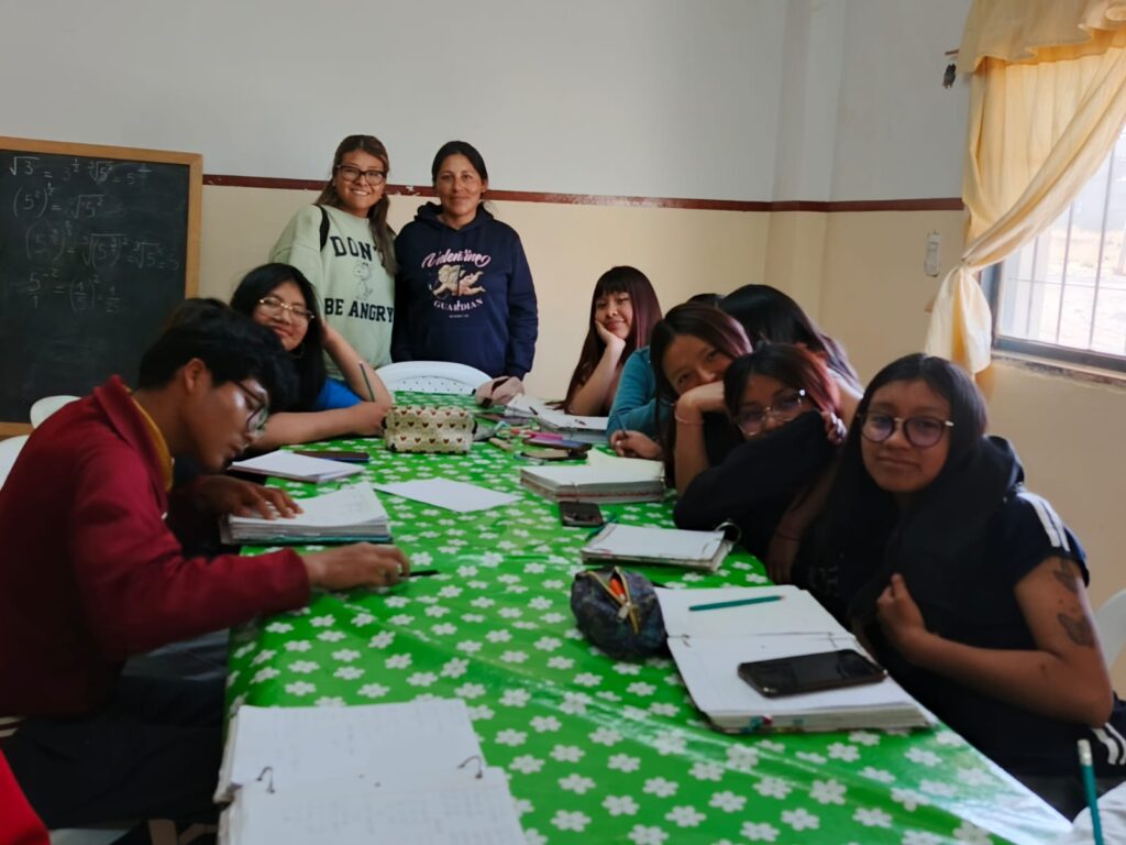 Acompañamiento Educativo: Un trabajo colectivo que fortalece a los jóvenes Quiaqueños
