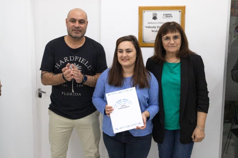 La Biblioteca Municipal ya lleva el nombre de Olinda de Walsamakis