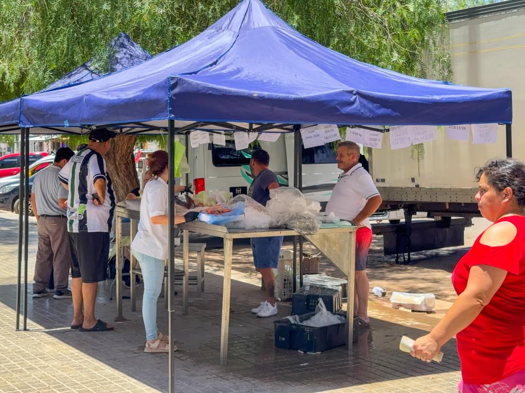 Exitosa jornada de “Pescado para Todos” en Tinogasta