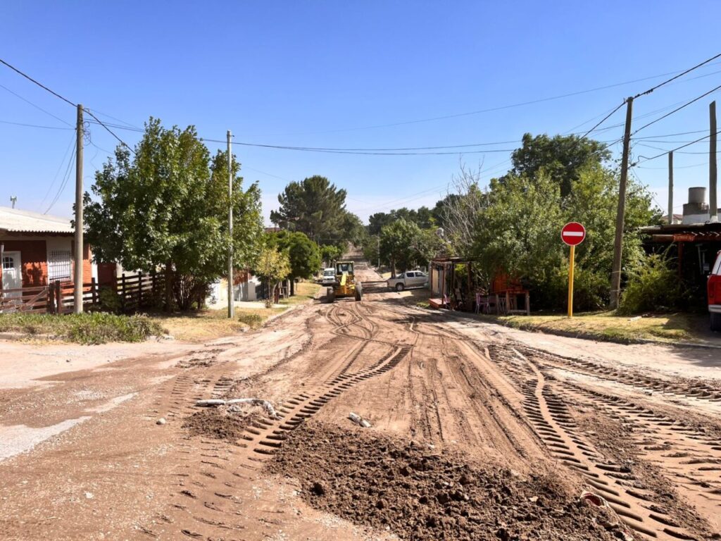 Comienza la ejecución del “Pavimento asfáltico de calles Cuenca Pluvial Río Atuel”