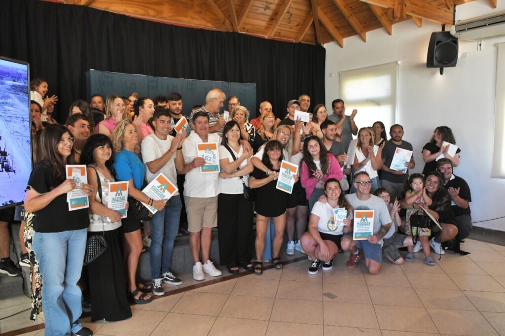 Nuevas familias montehermoseñas conocieron la ubicación de sus terrenos