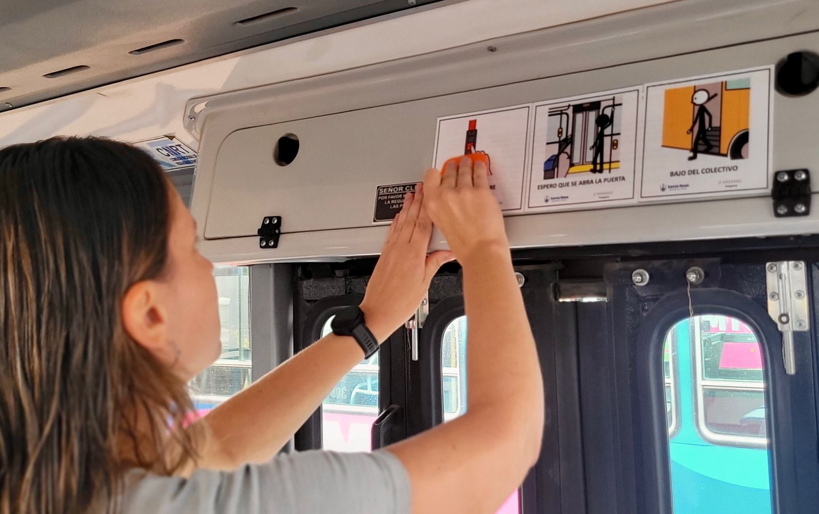 Previo al inicio de clases, el Municipio señaliza escuelas, acondiciona los CDI y coloca pictogramas en el EMTU