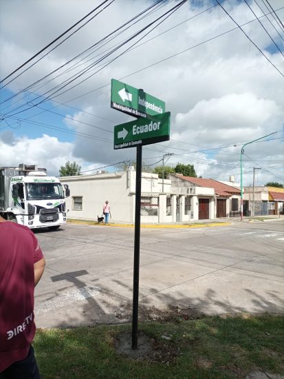 Nomencladores de calle y cartelería vial