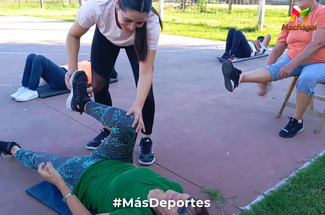 Éxito total en las clases para adultos mayores: salud y recreación en el ProMeBa