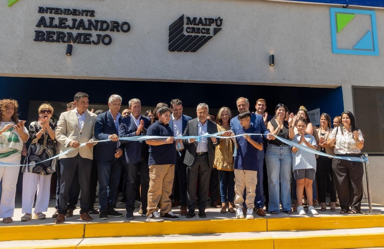 Maipú inauguró la escuela construida íntegramente con fondos municipales