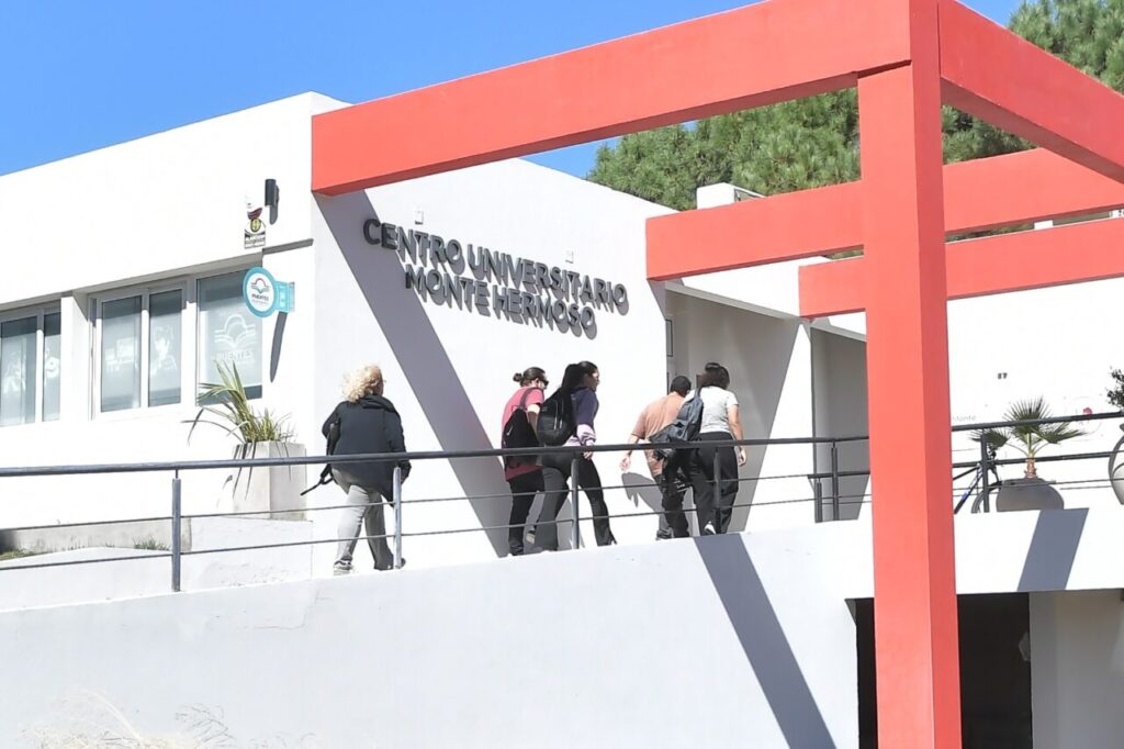 Comenzó el ciclo lectivo en el nuevo edificio del Centro Universitario