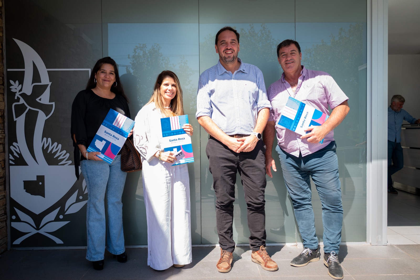 Santa Rosa: tres emprendedores locales recibieron microcréditos en la Municipalidad y ahora potenciarán sus proyectos