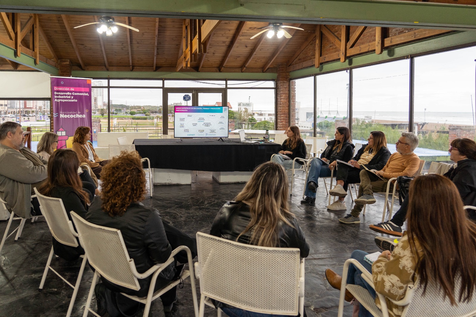 Se realizó la primera Mesa Distrital de COPRET para fortalecer el vínculo entre educación y trabajo