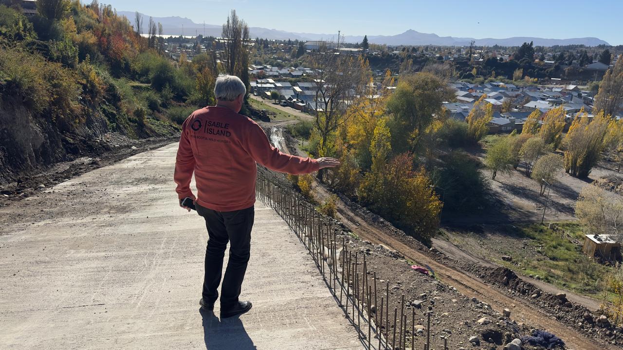 Avanza la obra en la Barda del Ñireco con foco en la seguridad del terreno