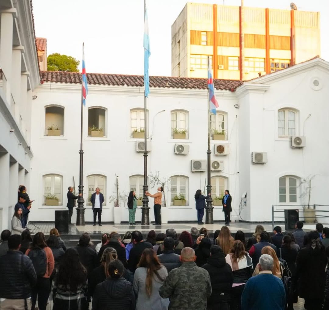 Armando Molina homenajeó a los equipos de enfermería