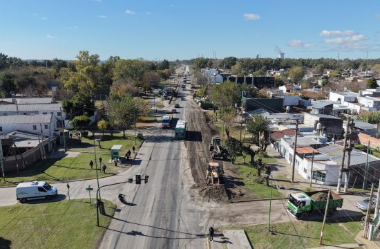 Autovía Rivadavia: a toda máquina
