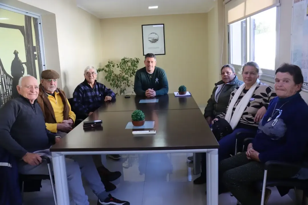 El municipio entregó subsidio al Centro de Jubilados “Eterna Juventud”