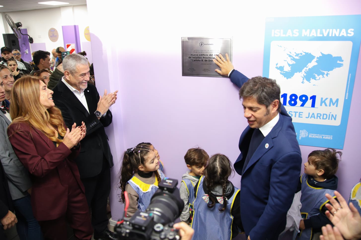 Jorge Ferraresi, Magdalena Sierra y Axel Kicillof inauguraron el jardín de infantes 918 en Villa Domínico