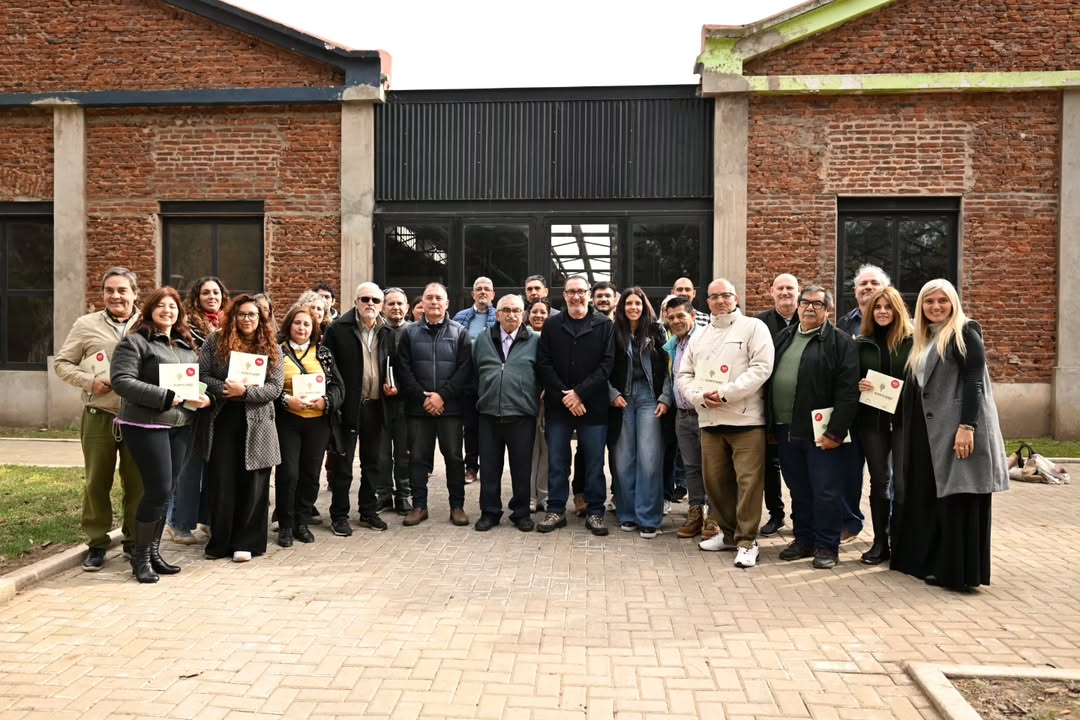 Malvinas fortalece la formación de futuros referentes del vino bonaerense