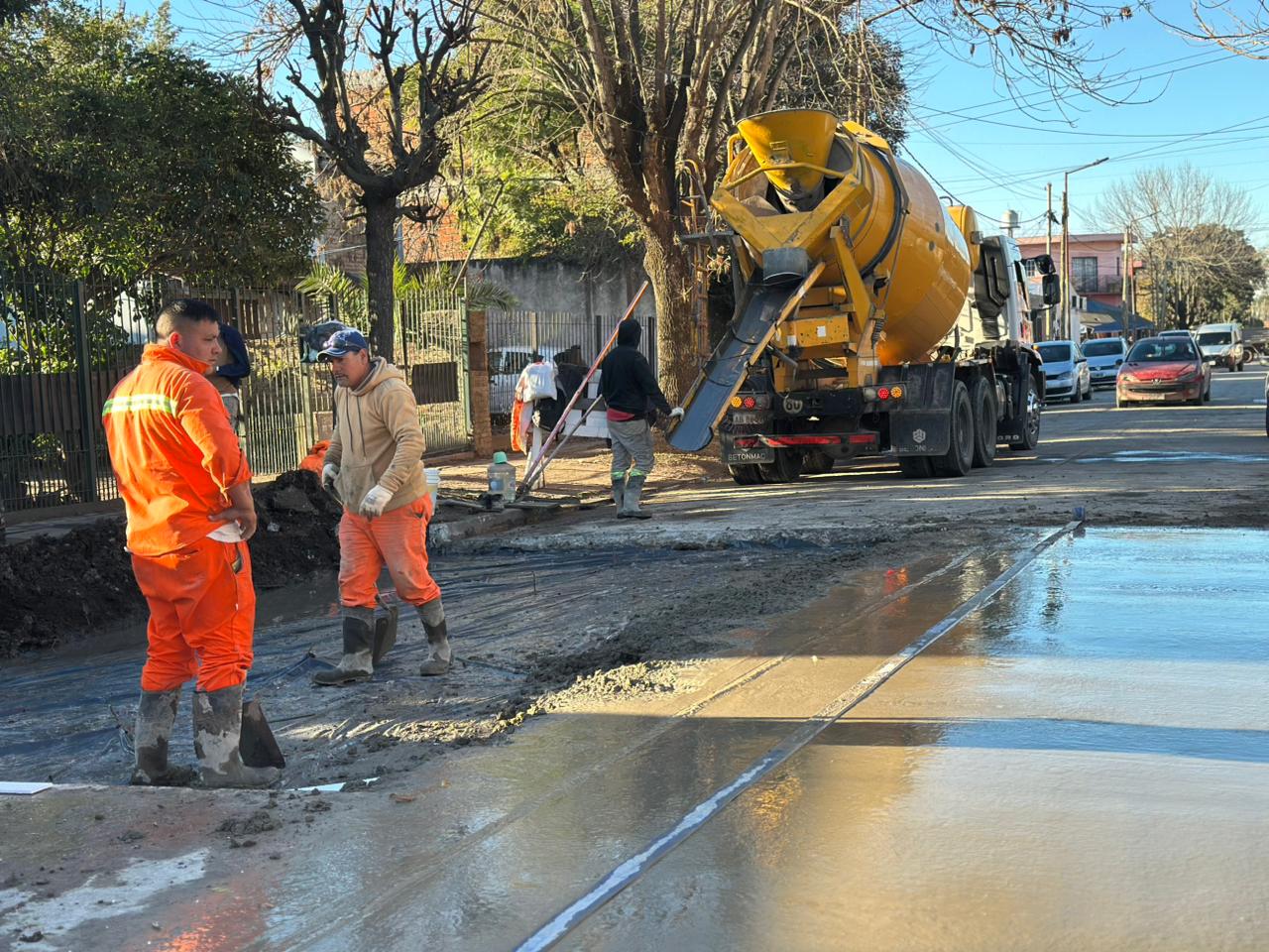 El Municipio de Alte Brown potencia los trabajos de bacheo, mejorado y asfalto en barrios y localidades