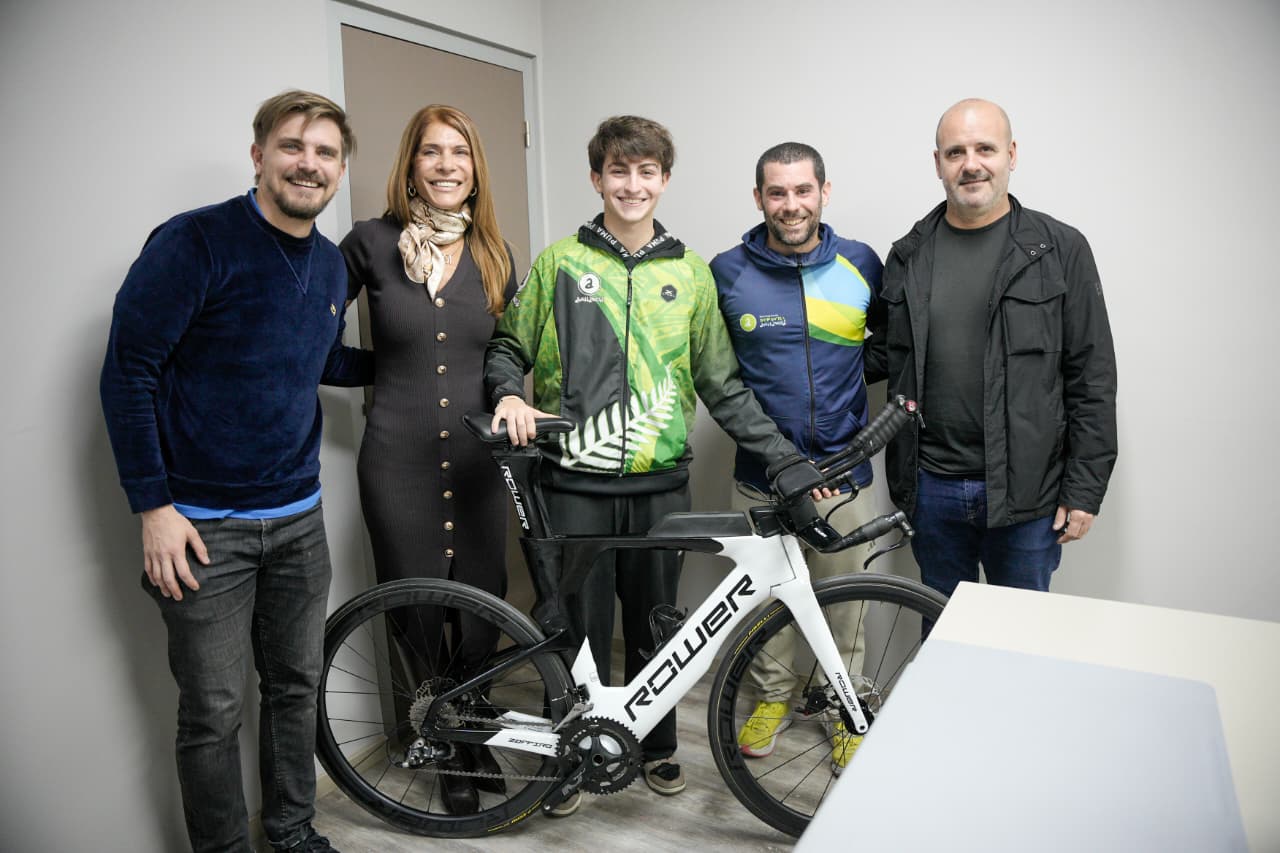 Avellaneda apoya a deportistas en el desarrollo de sus carreras