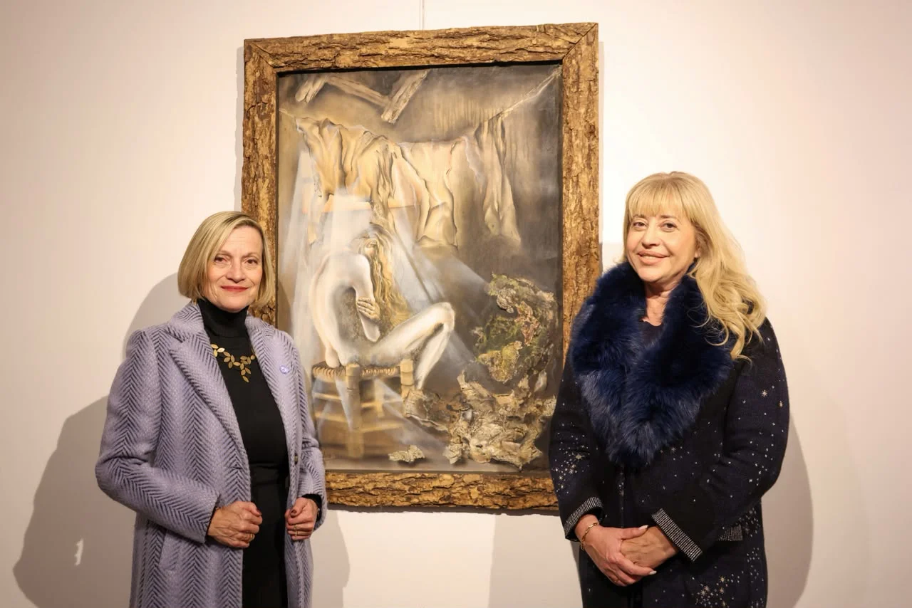 Junto a la intendente Chahla, la prestigiosa artista tucumana Cecilia Calamandrei inauguró una muestra en Casa Museo de la Ciudad