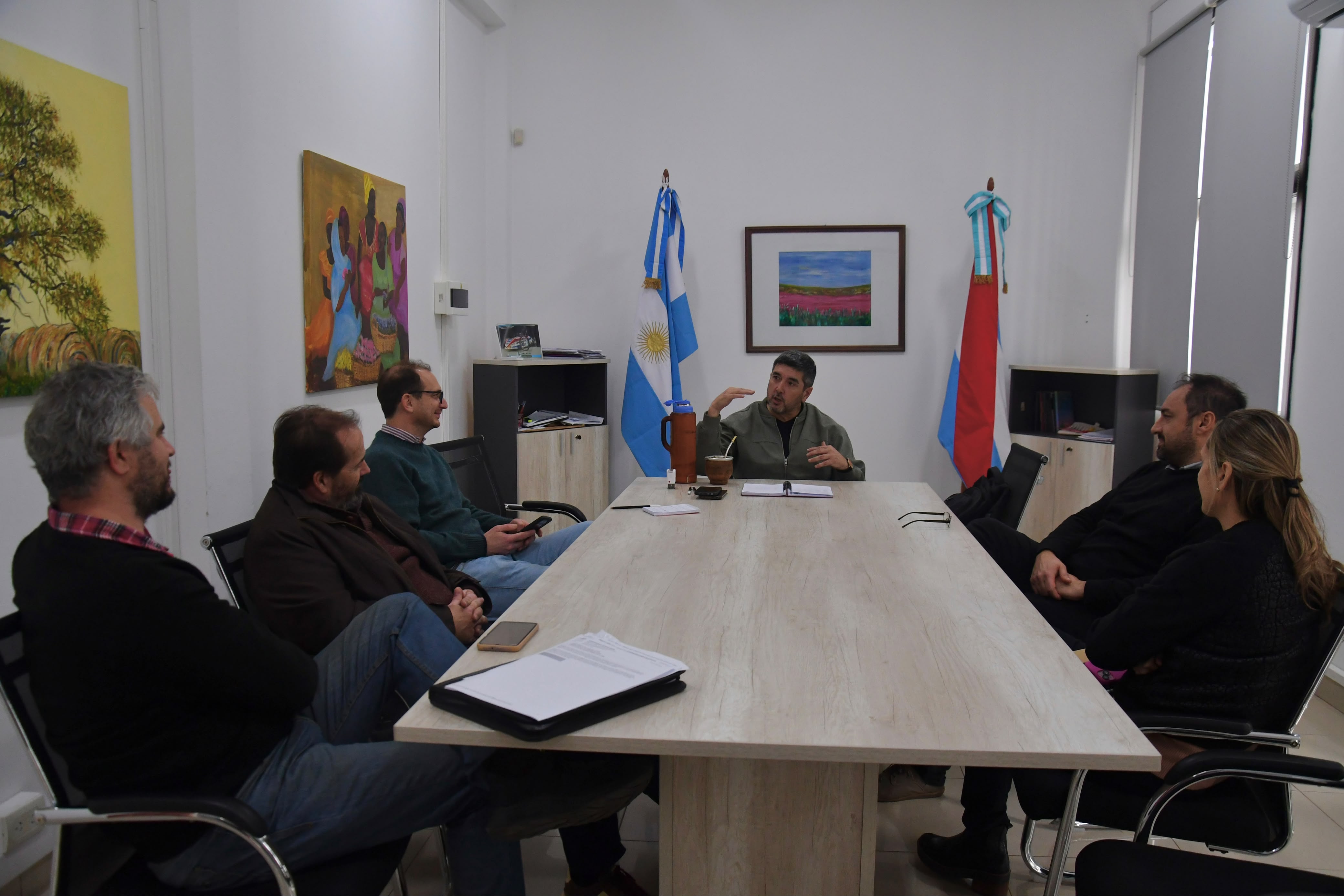 El intendente Fuertes se reunió con el equipo económico del municipio