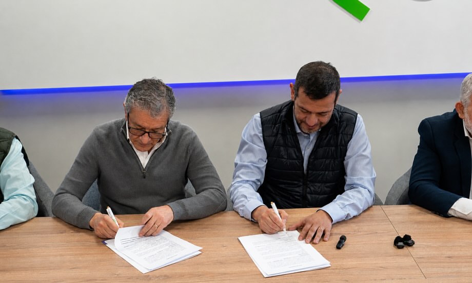 Añelo dará un salto histórico en conectividad con una inversión millonaria en fibra óptica