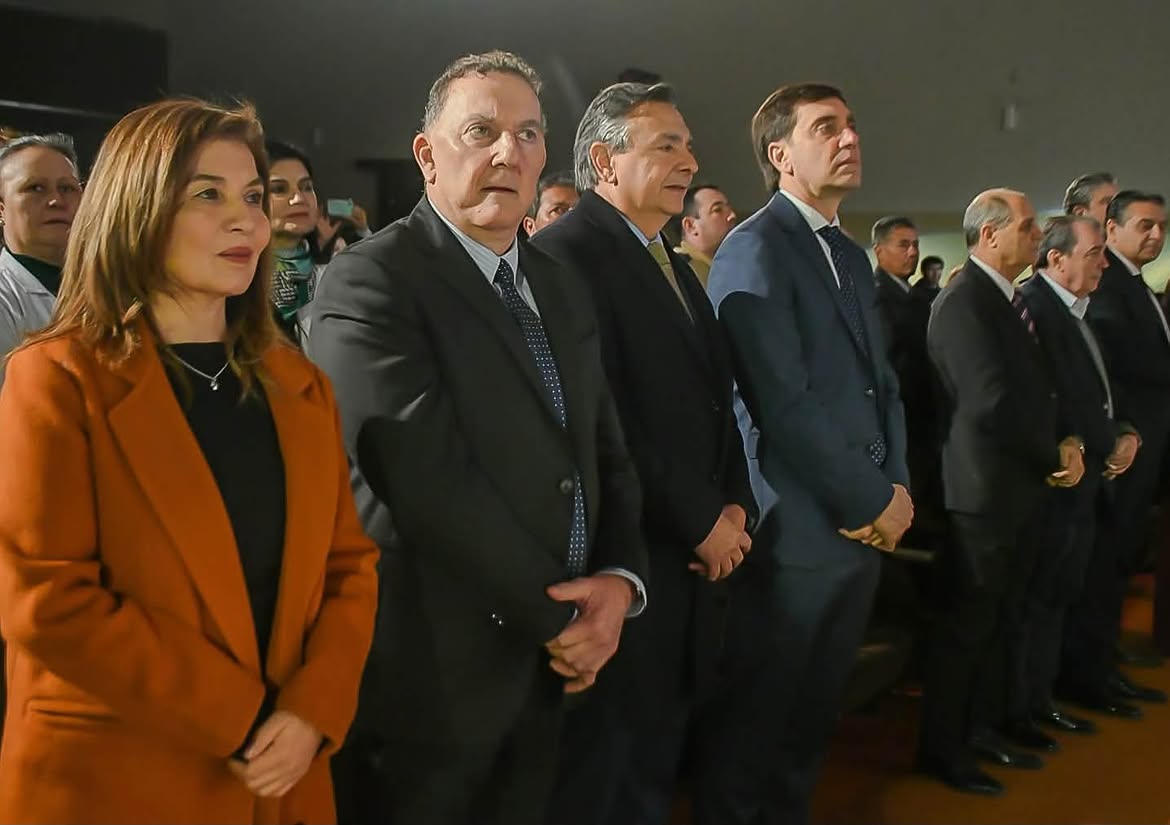 La intendente de Villa Ojo de Agua, Dra. Mónica Bustamante, participó del 72º aniversario de Las Termas de Río Hondo