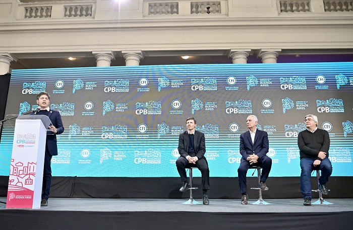 Kicillof: “El Gobierno nacional quiere un país dependiente, primarizado en lo productivo y precarizado en lo laboral”
