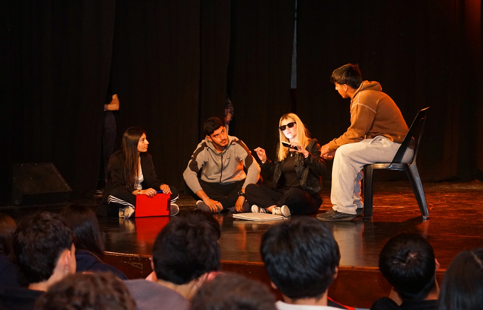 El Teatro Municipal vuelve a ser escenario del masivo Encuentro Juvenil en su 15ª edición