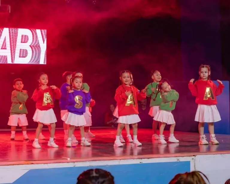 El Arte del Movimiento hizo vibrar a Río Grande con más de 2.600 bailarines en escena